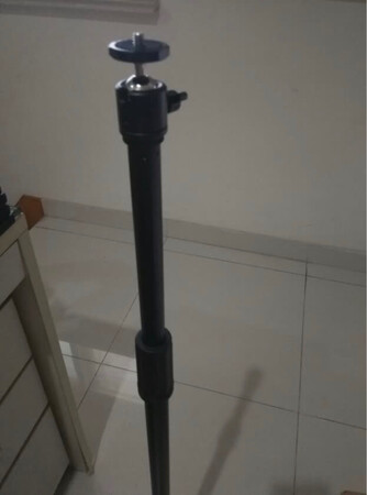 又便宜又好用，只有极米的1/5价格，真的是良心产品。