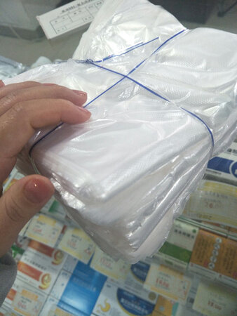 袋子非常好，大小都有，店里用特别方便