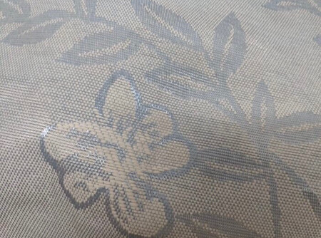 床品都喜欢罗莱的，着急着用就没有洗，用湿毛巾擦了几遍，风扇吹吹干就睡了，没有味道