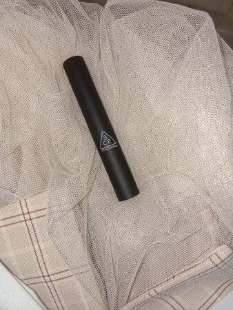 客服特好，颜色跟图片颜色一样，快递也不是很慢，反正比想象中的快??
