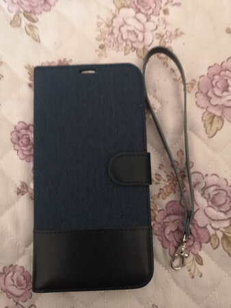 做工细致，手感还可收，适配性好，比较满意。