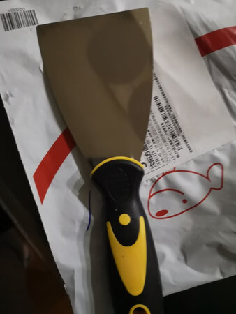 材质工艺：精美的腻刀
功能设计：握着舒适
操作控制：好用
外形外观：漂亮
其他特色：物流超快！