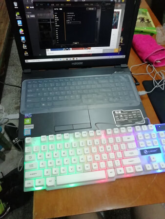 包装保护：包装很好
游戏效果：玩游戏一点都不卡，英雄联盟绰绰有余