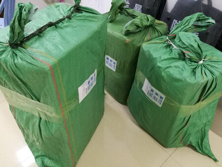 东西收到了，已经第二次购买了。商家很好，服务很周到，解答很到位，有机会会向同行推荐。超赞?