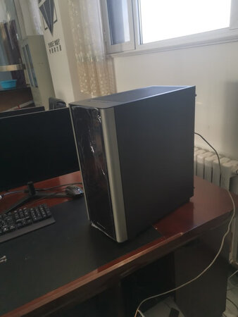 评分检测：469000
游戏效果：贼流畅
安装难度：简单的不要不要的，装不了的只怕是刚刚接触电脑了
外形外观：平时很低调开机炸裂