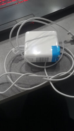 材质做工：好
外观设计：有点大
产品包装：完美