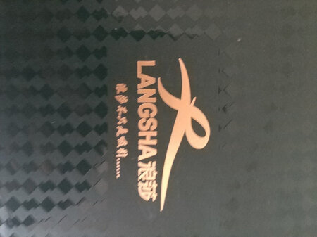 感觉质量不错，穿着还可以