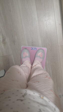 生宝宝之前买的，家里缺不了的，可以随时关注自己的体重，产后还有这么重，要控制控制