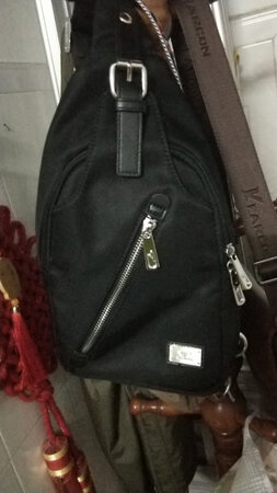 外观颜值：不错挺好的。
材质手感：实 材料也很好。
做工细节：精致又好看。