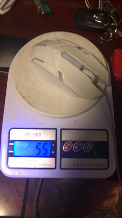 看看吧就这质量也敢开京东，早点儿去喜多多吧！送的东西至少也要能用吧，要不然还不如别送的，谁也不是傻子羊毛出在羊身上说是赠品其实也是我们买的。东西差还配送慢，我本来就急用骗我说2-3天到货，结果5-6天才到就这还是我一直催才到的。大家看着买吧，好评咋来的我是不知道。过几天找专业人员来看看主机是不是翻新的，真好担心