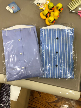 最近几年我老公穿的衬衣，不论长袖、短袖都是在这家买的，确实不错?这次又买了两件，他很满意，
