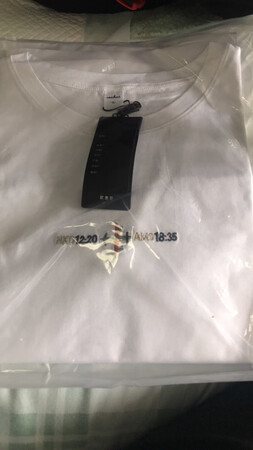 今天刚收到，打开一看，质量不错，大小合适，穿着舒适。我很喜欢。