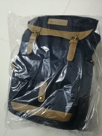 没有想象中的大，远行的话还要另外准备一个包装衣服之类的