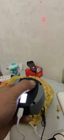 反复测量过几次，没有想象中好，主要是误差挺大，有时候一米能差半公分，小东西还是钢卷尺合适。这个用个粗略的测量可以。不能完全当安装依据