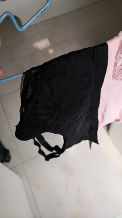 质量做工不错，穿着比较舒适