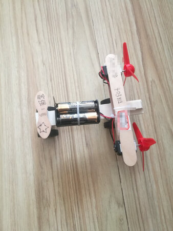 组装起来很容易，孩子很喜欢，力量大。