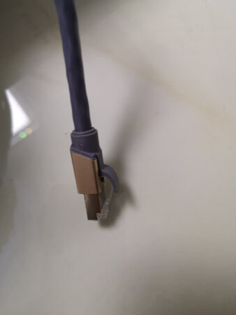 产品质量：做工挺好的  线挺粗的