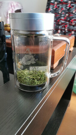 杯里滤网，大松。没有我以前用过的其它富光杯好。