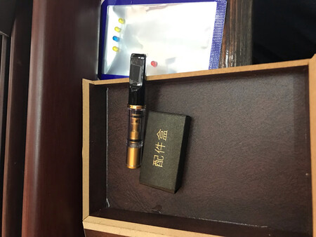 配件很齐全……东西收到马上试着抽烟了