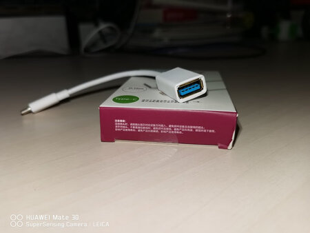 这款产品用着还算可以吧，USB那头有点松动不是很紧凑，感觉不太好，怀疑飞利浦的质量！