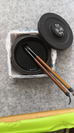 物有所值，盖有握柄方便拿放