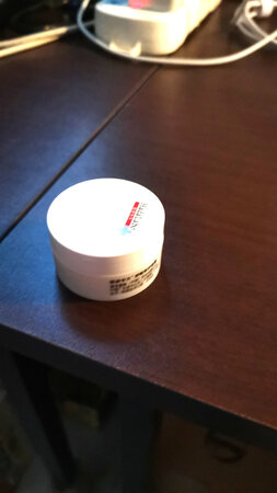 给闺蜜买的，据说效果不错哦，下次会继续回购的好像也不是特别油腻，具体的我也不是特别懂反正买就对了