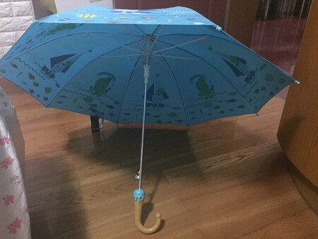 图案卡通，重量轻便，还不错。