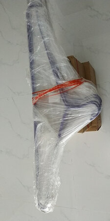 结实，厚重，看着质量不错的样子，快递一流。。