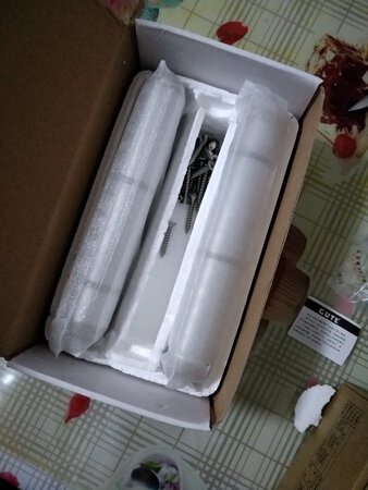 螺丝没用袋子装起来，调节工具漏发，联系客服给补寄一个，六寸的拿在手上特别大。用于隐形门，还没安装，等装上了再来分享！