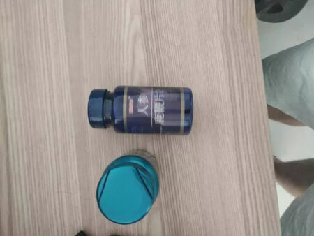 快递挺快的，吃了几天后感觉晚上不太出汗了，精神状态也好多了，坚持下去，一定会有效果的，