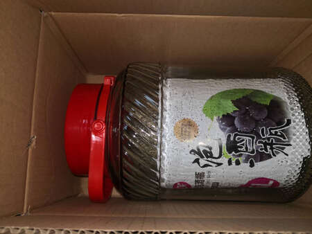 京东就是给力，昨天上午下的单今天中午就收到了，这速度简直了！东西也很好，质量不错