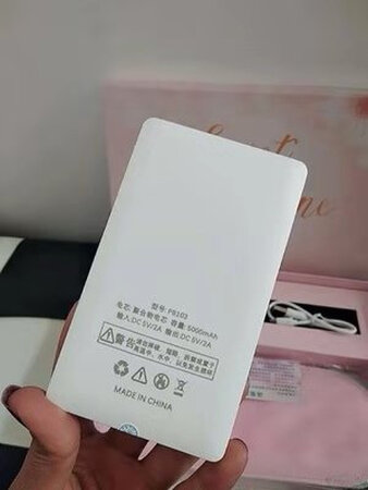 一直宫寒，大姨妈来都会痛经，止痛药中药也没少喝过，很痛苦。无意间看到这个大姨妈神器。这几天来了刚好用上，戴在腰间，很快就热起来了。而且温度也合适恒定，很舒服