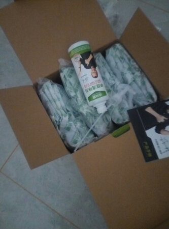 发货挺快的。 从包装看起来还行。