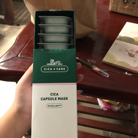 第一次买vt家的清洁面膜 试一下水吧 好用继续回购
