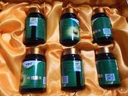 第一次购买这个牌子的蜂胶，看着包装不错，含量高先试试效果