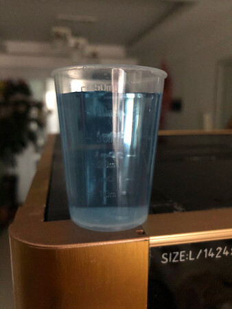 使用效果：买了好多个，第一次用这东西不错。
使用感受：测试了下水淡蓝色的，应该在安全范围。