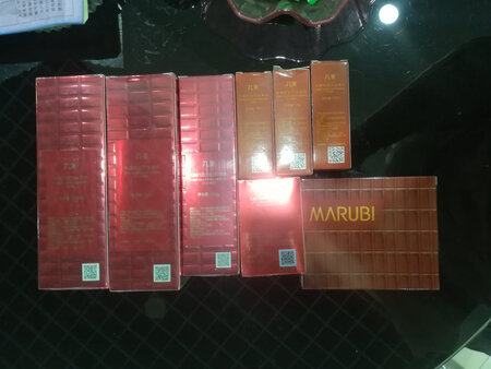 物流挺快的，客服服务周到，我是过敏性皮肤，用过在评价吧