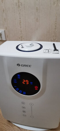 外型美观，水箱容量挺大，运行没声音但是会听到水滴?声，加湿应该没问题，不知道负离子到底有没有