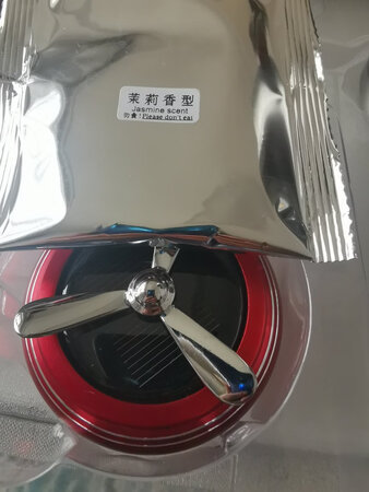 超快的京东物流，超赞的香水座，好好好
