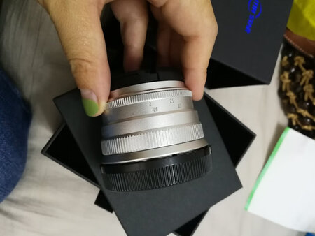包装很好，拿到手试了一下，发现对于我这个新手来说好像有点难，以后看着教程慢慢学吧?