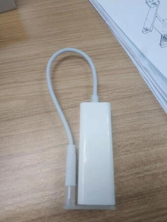 华为matebook14电脑没有网线接口，于是就上网买了这个接口。物流一向很给力，下单第二天就到。东西拿到手第一感觉包装很简单，很大的盒子里面只有一个转换器，试过能用但是做工看着比较粗糙，有明显的毛刺和缺陷，但是不影响使用。
总的来说，宝贝质量一般，考虑到价格也还说得过去，因此适合那些只是偶尔用的人。