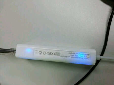 产品质量：质量还不错
产品性能：三个usb口，一个网口，买这个为了给手机用的，可以测试网络之类的
兼容性能：兼容性不太好，大多手机用不了，这个买之前建议先询问
外形外观：挺小的，很方便随身携带
产品包装：包装就比较简陋了哈
其他特色：我的红包没了??