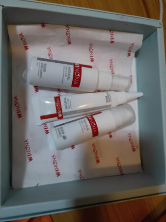 给媳妇买的，媳妇说用着不错，她很喜欢的。很好用