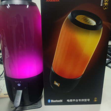 双十一活动抢到的黑金版，非常炫酷，好评！