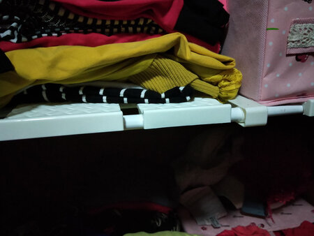 一起拍了三套，安装简单，用此架衣柜分层放衣服方便多了。