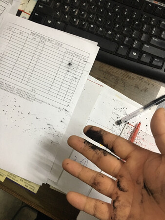 严重漏粉，打印不清楚