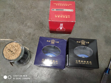 还不错，挺好用的，墨水黑  而且滑