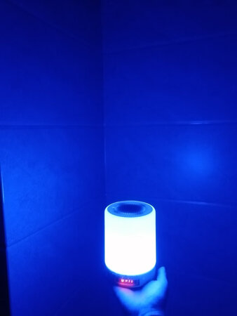 太漂亮了！小夜灯令夜色迷人，充分享受与家人的美好时光！大爱！音响立体环绕，接手机蓝牙，随便听！体积小巧，移动方便，随时随地听！赞?