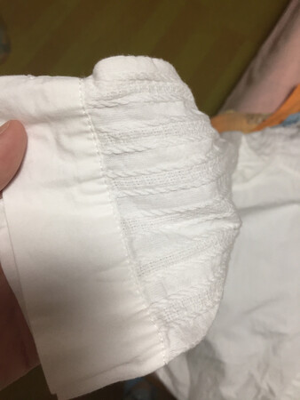 是纯棉的，中规中矩，价格实惠