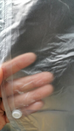 质量可以，是那种稍微有点磨砂的面料，可以多次使用，关键是长度够，可以到脚踝，我的身高是一米六。